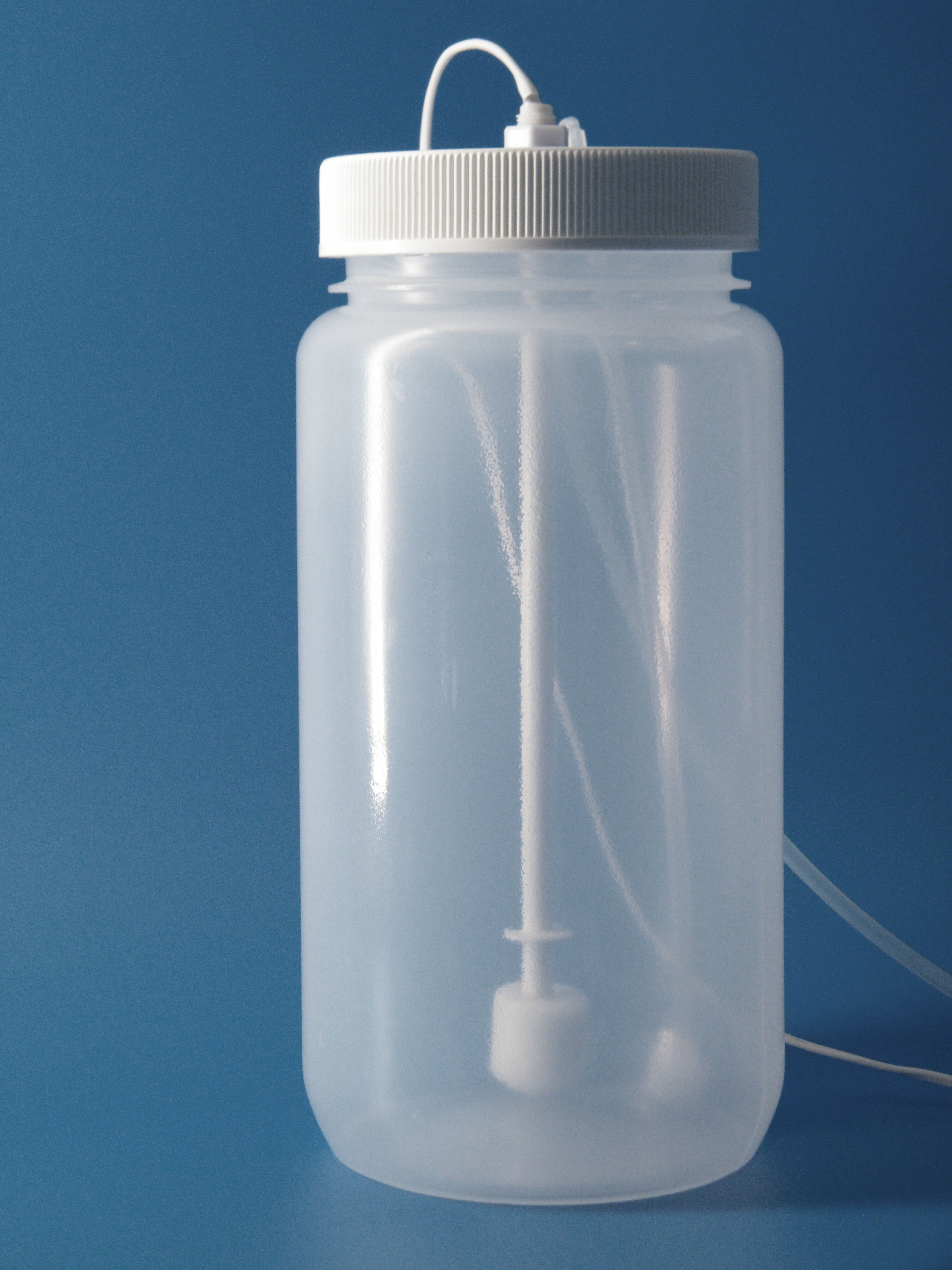 Wash Bottle for Wellwash Microplate Strip Washer - Image 2